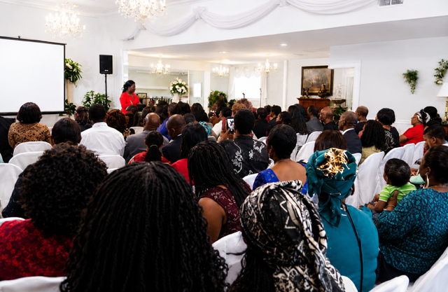 Sunday worship congregation